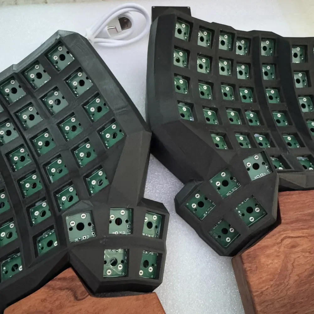 Dactyl Manuform Split Keyboard Kit 6x7 with Wooden Palm Rest Custom Wired Single-mode Welding Switch Mechanical Keyboard Gamer