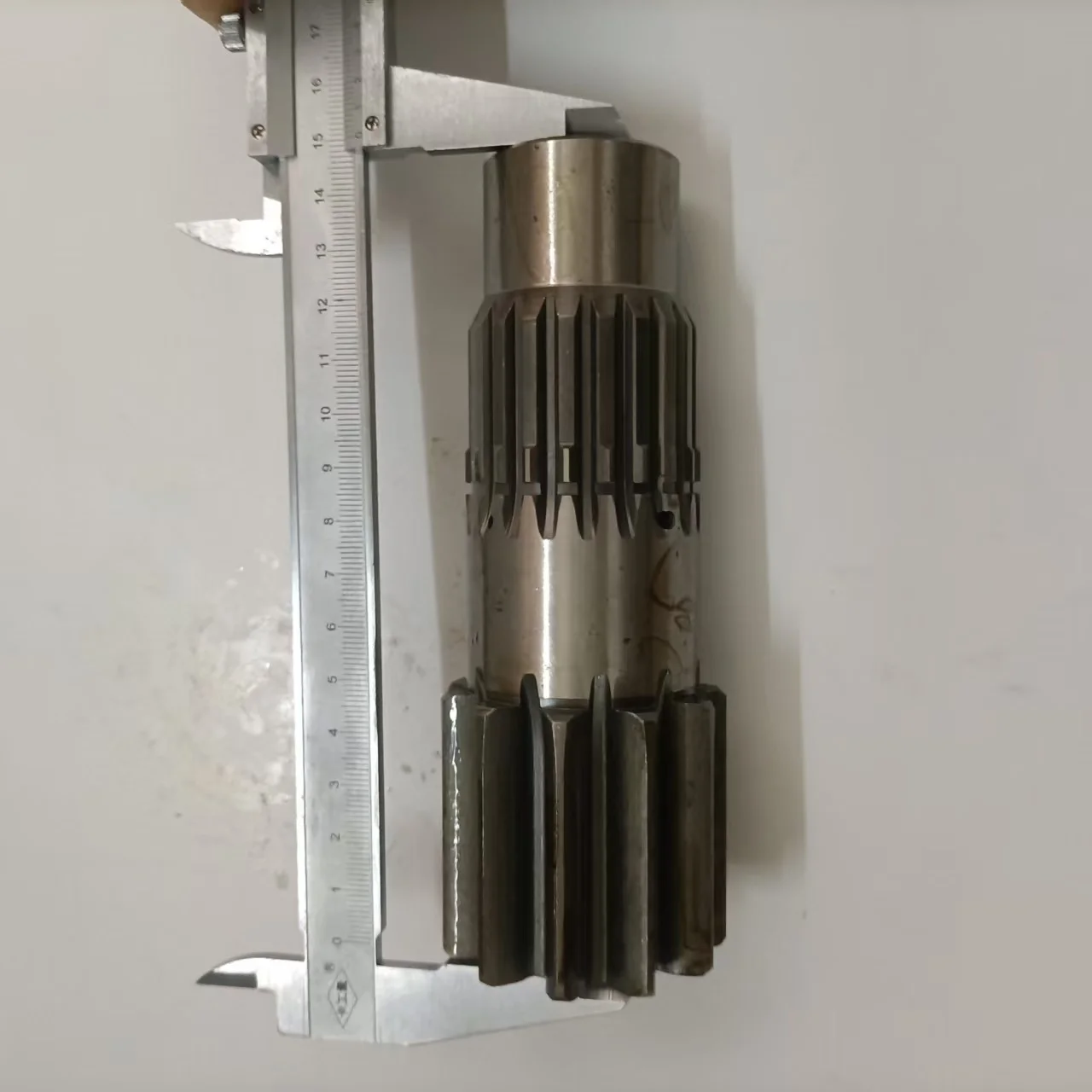 Micro scavo motore rotativo pompa albero verticale Kubota U15/17 Ishikawa Island 18 denti centrali per attrezzature da costruzione