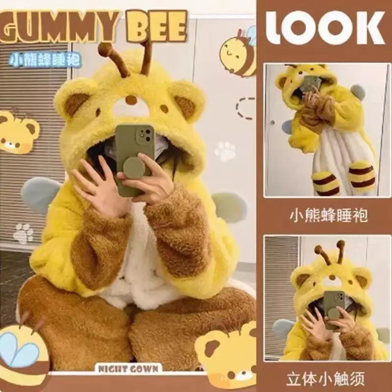 

Women Robes Cartoon Bee Animal Nightgowns Honeybee Cosplay Winter Warm Thicken Flannel Sleepwear Hooded Homewear Cute Loungewear