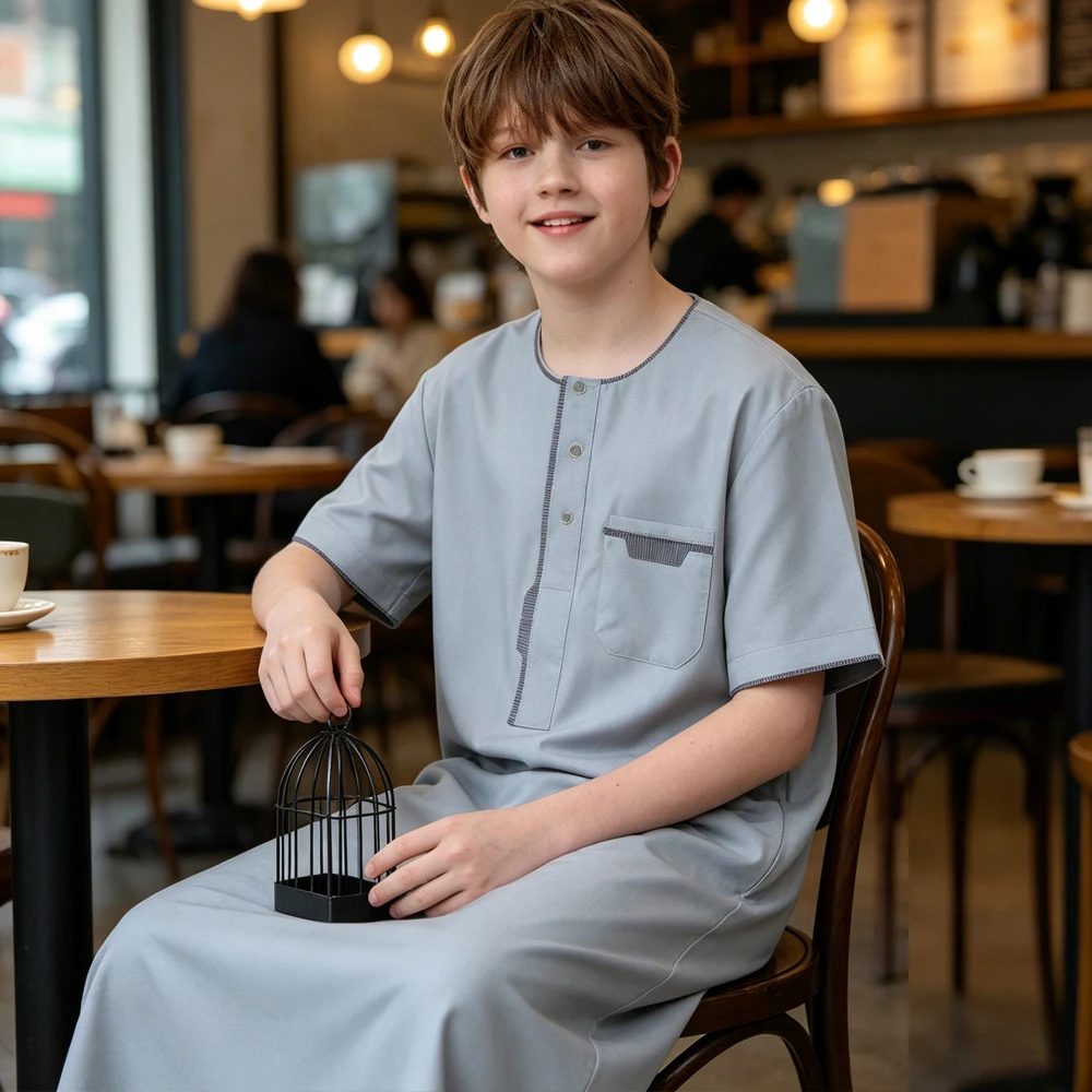

Muslim Boys Kids Short Sleeve Robe Saudi Arabic Jubba Thobe Islam Cothing Children Kaftan Abaya Dress Dubai Turkey Caftan Thoub