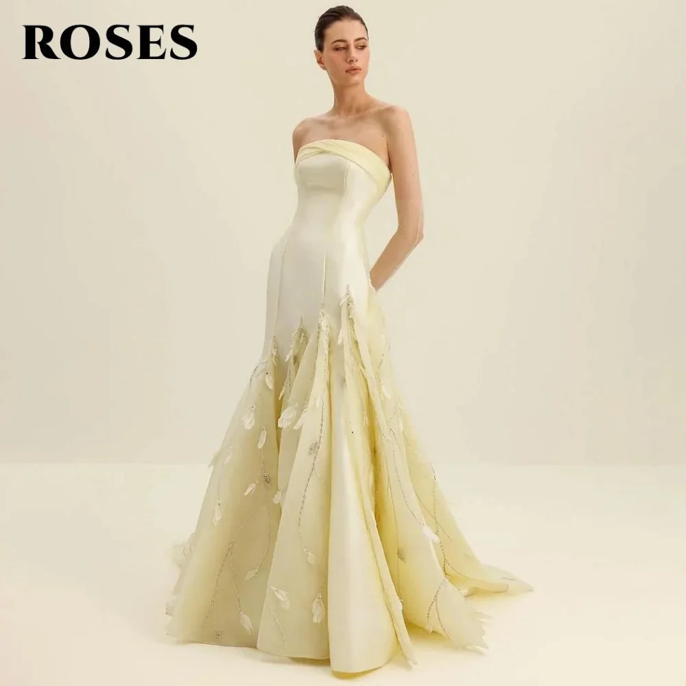 ROSES Ballkleid mit gelben Flecken und Federn, Falten, ärmellose Abendkleider, trägerlose Trompeten-Satin-Partykleider, individuell gestaltet