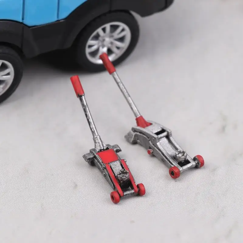 1/64 Schaal Auto Lifting Jack Model Modificatie Garage Reparatie Accessoires Scène Collocatie Miniatuur Sculptuur Display