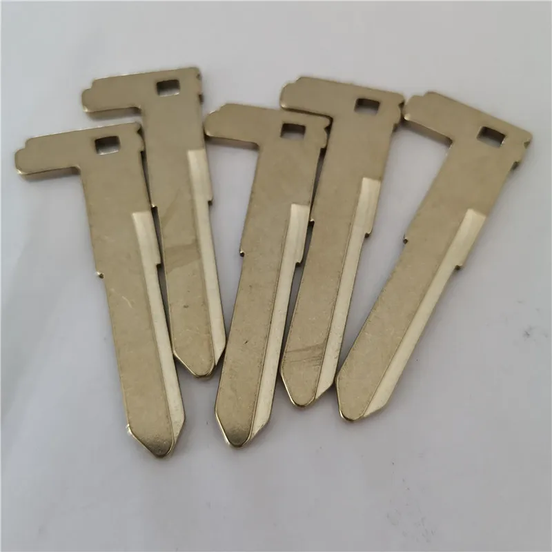 10PCS Emergency Insert Small Key Blade for Daihatsu Smart Remote Key