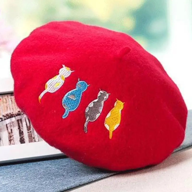 652F قبعة صغيرة ذات لون خالص، قبعة رسام مطرزة بأربع قطط، دافئة للمشي مع الكلاب #3
