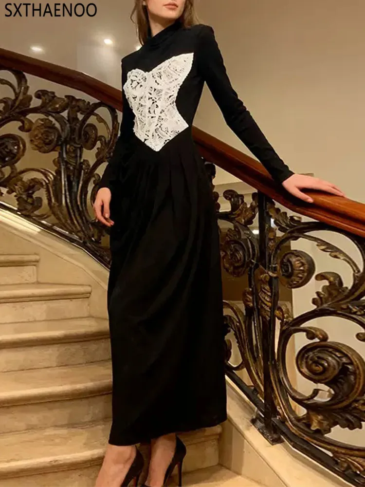 SXTHAENOO ضرب اللون التخسيس تقسم الدانتيل فساتين أنيقة للنساء الوقوف الرقبة طويلة الأكمام المرقعة طيات فستان الإناث 2025
