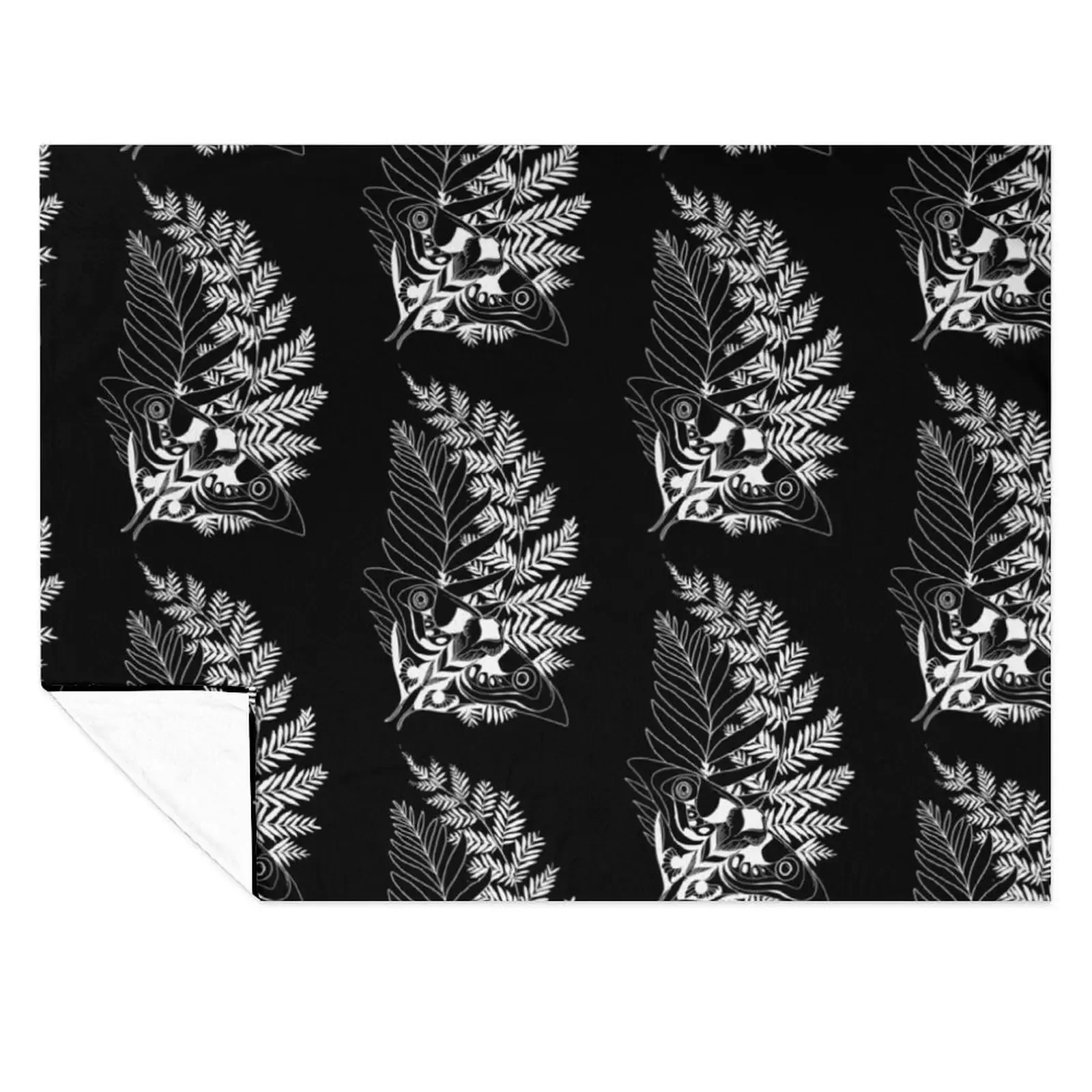 Ellie tattoo Throw Blanket Giant Sofa Tourist anime cosplay anime Blankets