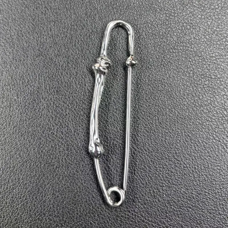 1Pcs Punk Rock Metal Irregular Bone Design Brooches Fashion Retro Suit Pins For Women Men Girls Bag Accessories Gifts