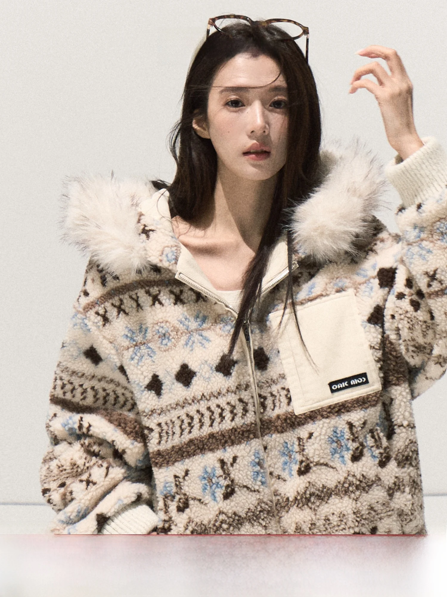 

OAKMOO Cisas Plaid Retro ex Detachable Lamb Fur Collar ort Thiened Hooded Jaet Polyester Fiber Winter Coat