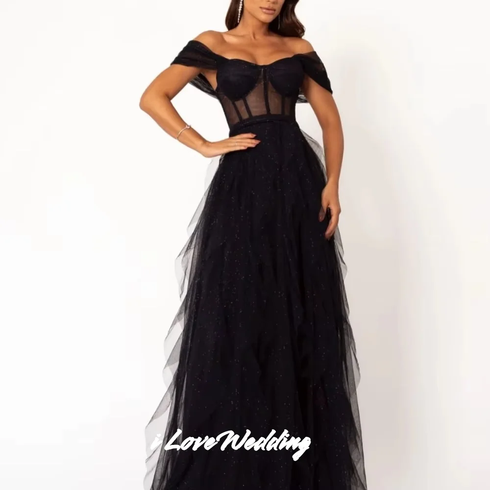 فساتين سهرة أرجوانية على شكل قلب 2025 تول بحزام سباغيتي بدون ظهر على شكل حرف a متعددة الطبقات بطول الأرض فساتين الحفلات حسب الطلب