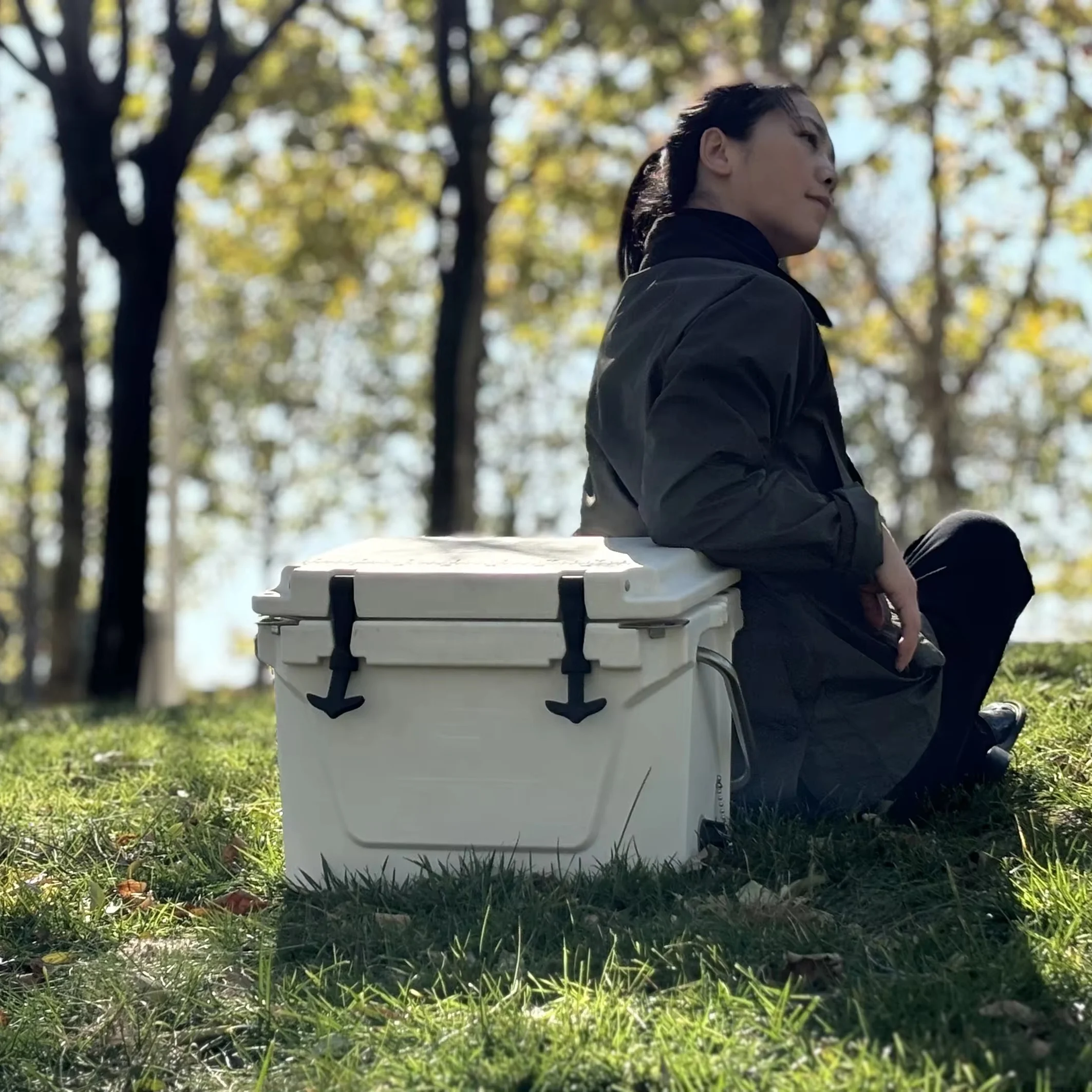 

Outdoor Camping Picnic Equipment Portable Waterproof Insulation Food Storage Injection Dry Ice Cooler Compartment Picnic Heat