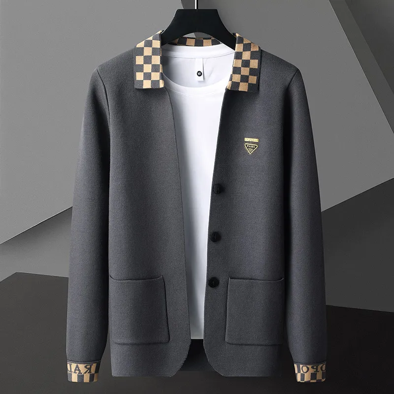 

Fashion lapel plaid men's knitted cardigan high-end brand new exquisite printed pocket casual sweater spring and autumn coat