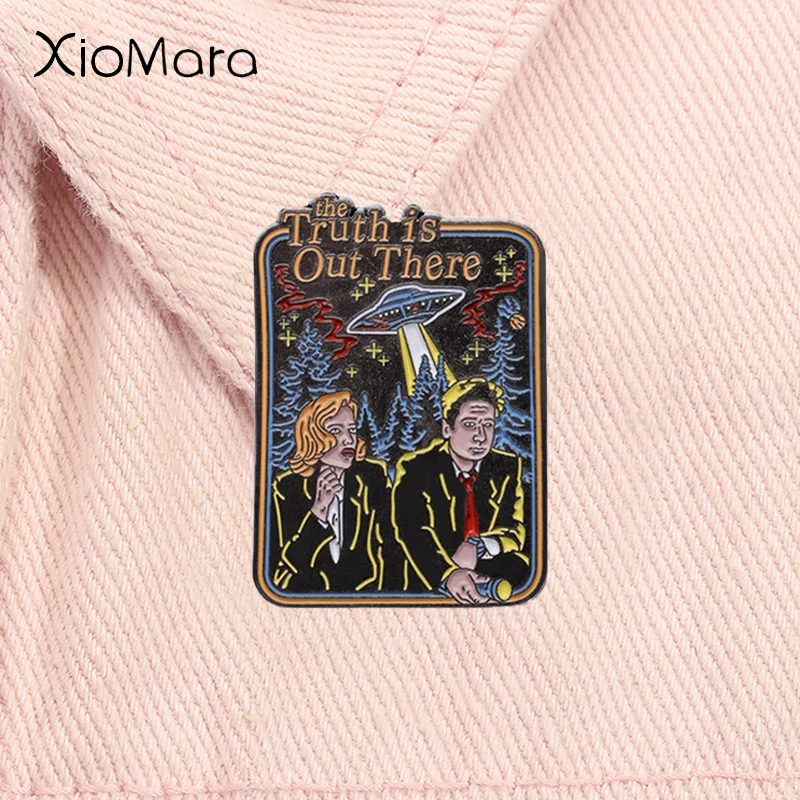 مخيف الخيال العلمي فيلم إلهام المينا دبوس الحقيقة هناك 90s برنامج تلفزيوني بروش التلبيب على ظهره شارة مجوهرات هدية للأصدقاء #1