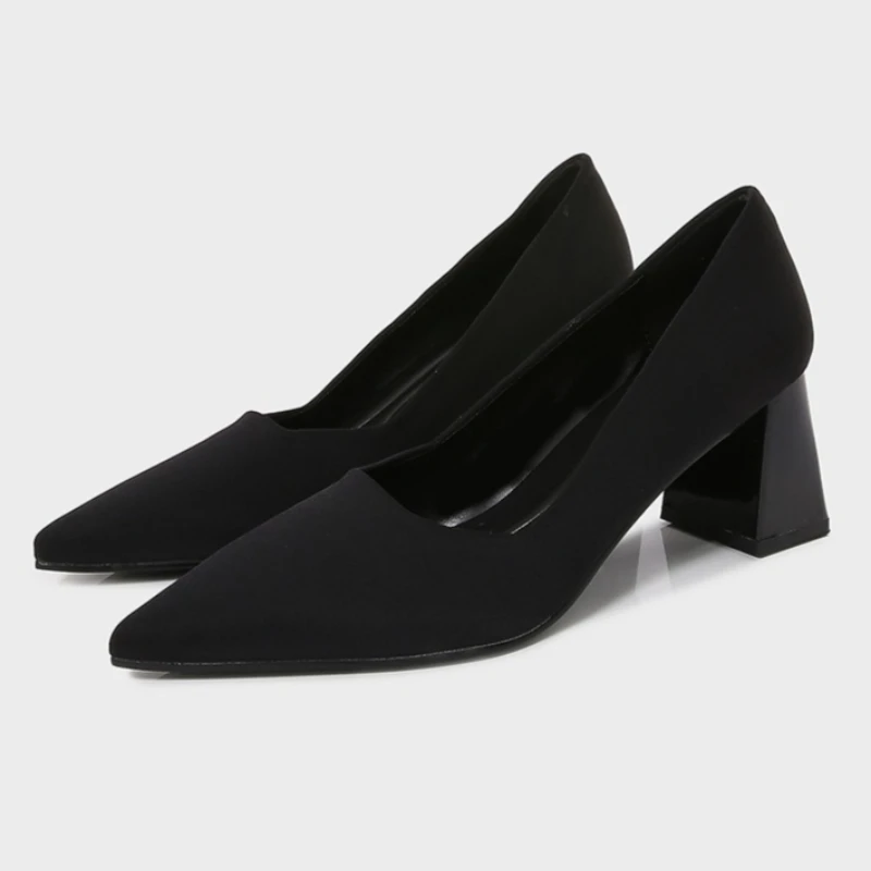 

2026 Spring Sexy Pointed Toe Black Chunky Heel Women Pumps Luxury Satin Designer High Heels Comfortable Dress Shoes for Ladies