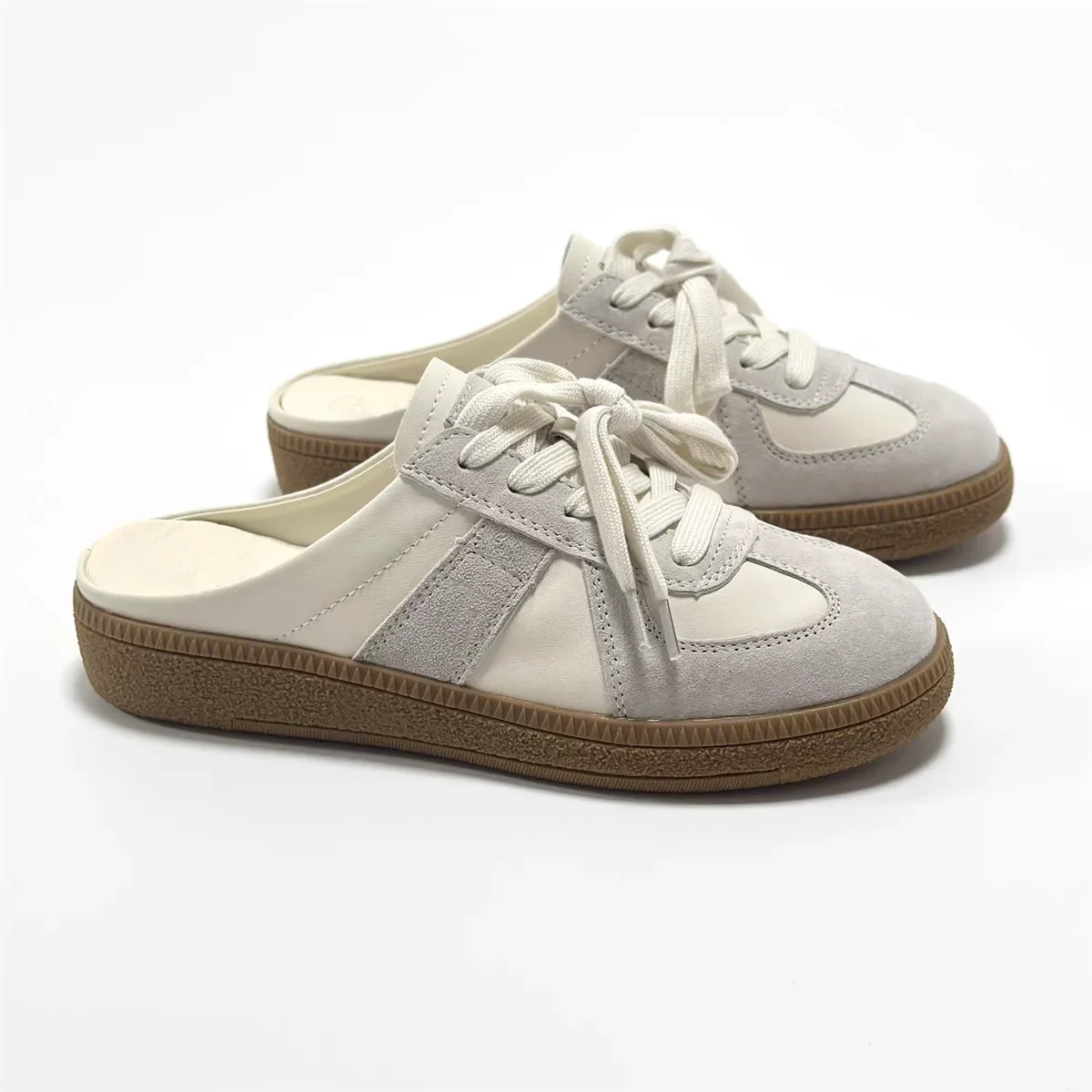 Women Mules Shoes Sports Round Toe Flat Female Footwear Casual Sneakers Clogs Platform Summer Slip On Creeper Baotou slippers