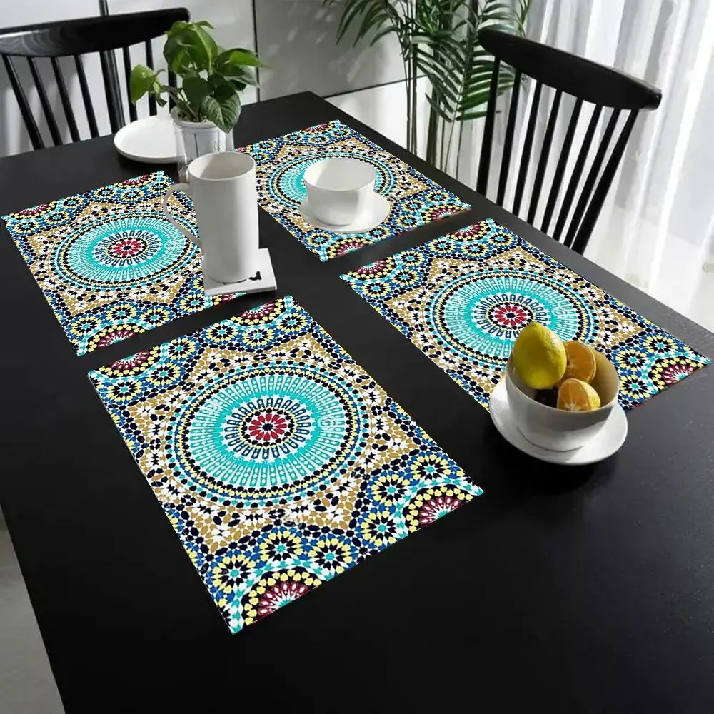 2/4pc Placemats with A Moroccan Design Measuring 30x40cm Polyester for Home, Kitchen Dining Decoration Table Mat