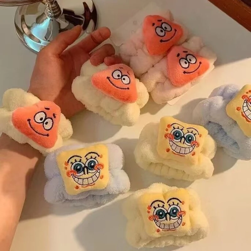 

Милые аксессуары для запястий с Губкой Бобом - плюшевые впитывающие повязки на запястья, водонепроницаемые для умывания и снятия макияжа, с милым дизайном Патрика Стара