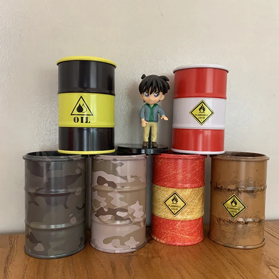 

1pc Mini Oil Drum Model Desktop Storage Box, Portable Iron Pen Holder with Storage Box Function, Decorative Display Accessories