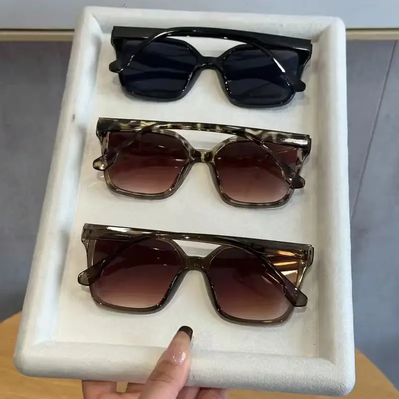 Thumbnail 4 - #42 Discounted Outdoor UV Sunglasses Worth Buying