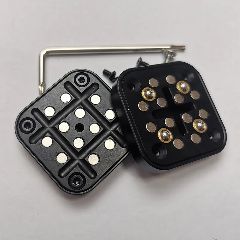 Giroscopio con punta delle dita in metallo EDC con cursore magnetico a quattro pulsanti con scheda di spinta infinita per giocattolo da tavolo di decompressione e relax