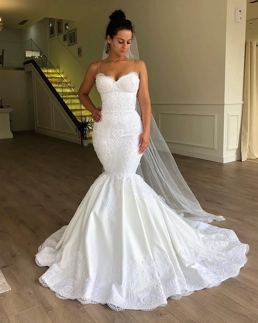 Robe de mariée en satin sirène de luxe, robe de mariée sexy, dos nu, sangle italienne, décalcomanie, plage, romantique, robe de soirée nuptiale, personnalisée