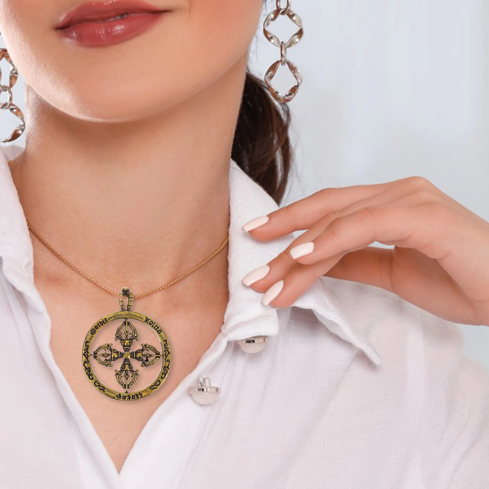 

Vajra Pestle Copper Pendant Retro Keychain Pendant Durable Wear-Resistant Buddhist Gifts Home Decoration DIY Craft Material