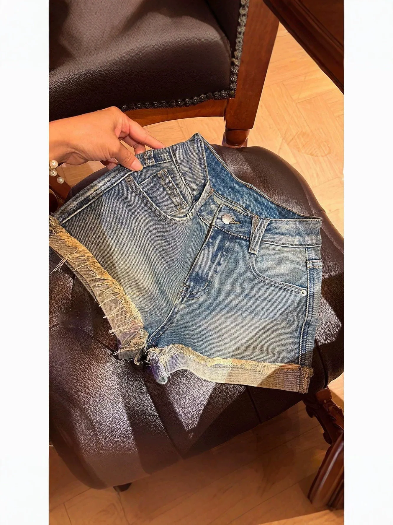 Retro Folding Denim Shorts Women Summer New High-waisted Spice Girl Straight Hip-wrapped Hot Pants