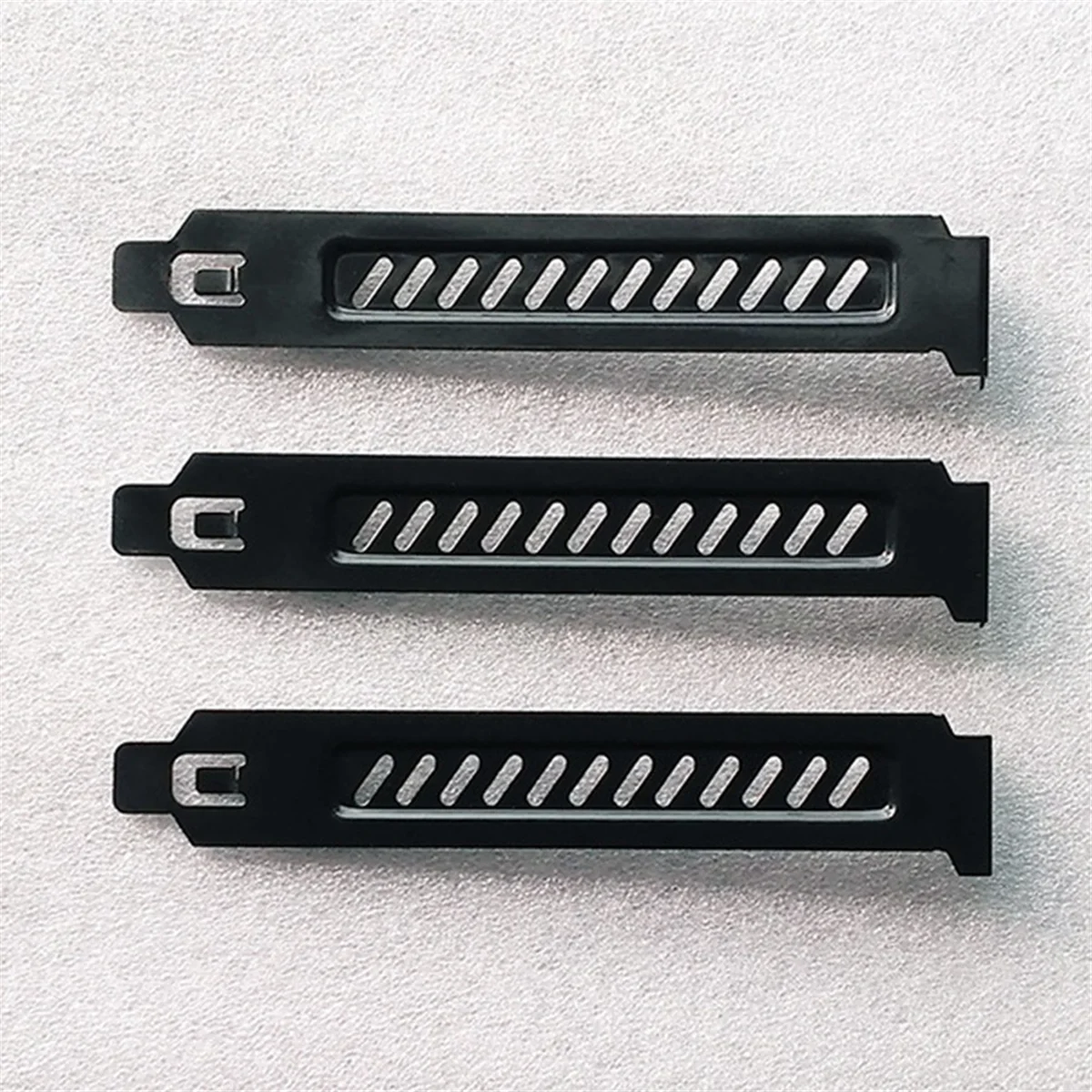 Whqt 5 pçs pci slot capa filtro de poeira placa de cobertura ventilador de refrigeração filtro de poeira ventilação pc computador caso com parafusos