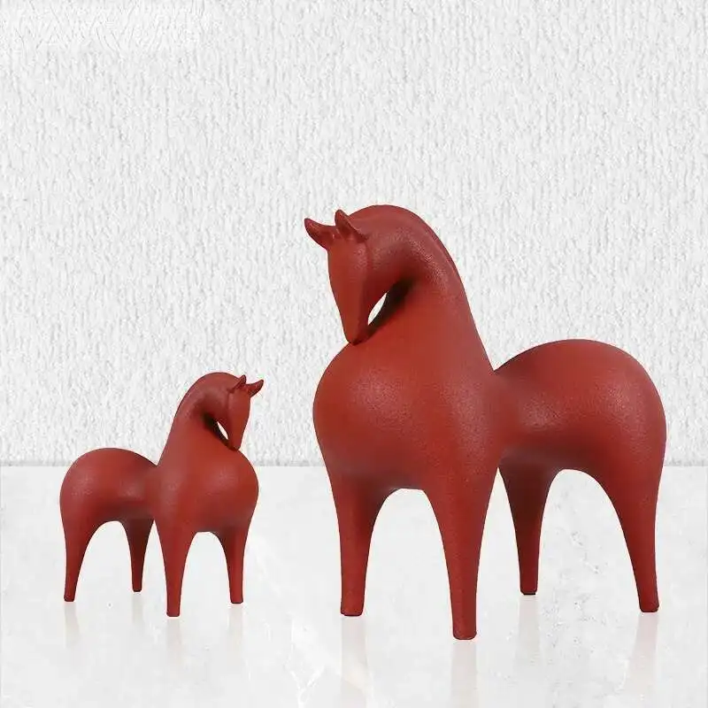 

Новое китайское современное искусство лошади, абстрактные украшения из смолы, аксессуары для дома, крыльцо, гостиная, роскошное украшение для винного шкафа