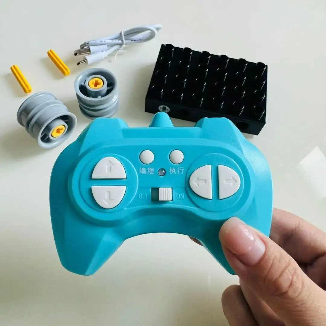RC Large Particle Charging Electric Engineering Building Block Dual Head Motor Programmable And Steerable DIY Brick Toys 45002