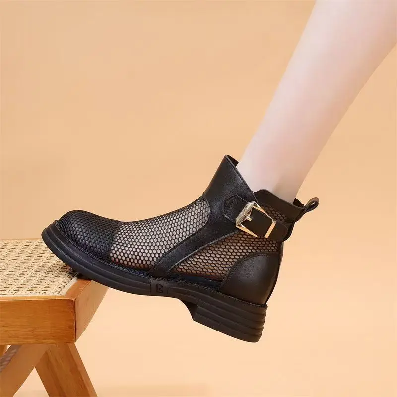 

Женские кожаные ботильоны с сеткой большого размера на низком каблуке, весна-лето, толстая подошва, нескользящие легкие дышащие крутые ботинки с круглым носком