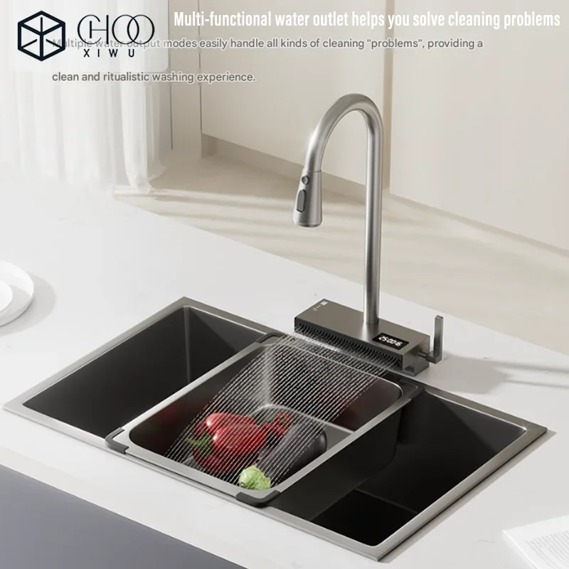 Luxury Gunmetal Brass LED Digital Display Kitchen Faucet 1 Hole Pull-out with 2 Modes Ceramic Valve Core Hot&cold Water Sink Tap