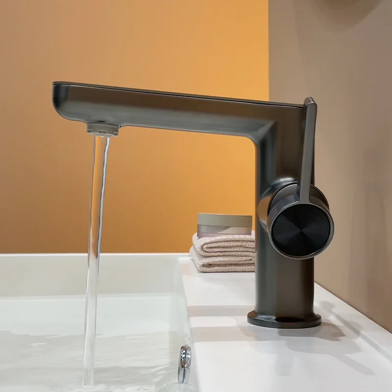 Wholesale And Retail Bathroom Faucets For Sink Two Function Deck Mount Elegant Basin Tap Vanity Vessel Mixer Cold And Hot Water