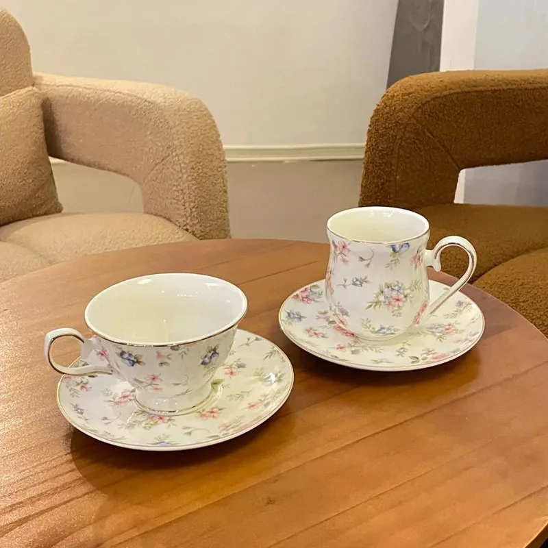 

Vintage English Floral Coffee Cup and Plate Set European Afternoon Tea Mug Cross-border Gold Border Light Luxury Ceramic Cup