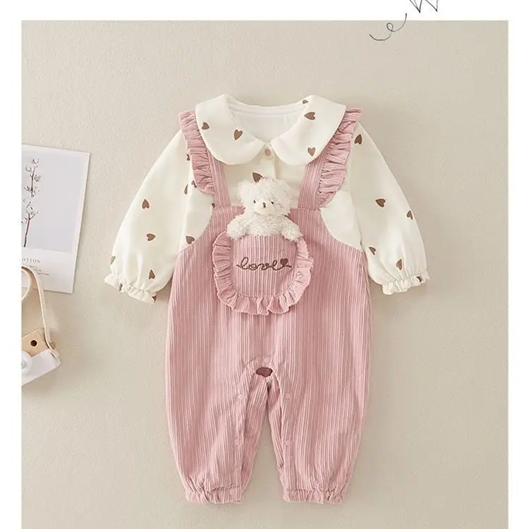 

Детская цельная одежда, осенняя искусственная одежда из двух предметов для маленьких девочек, очень милая и милая двухслойная весенне-осенняя одежда.