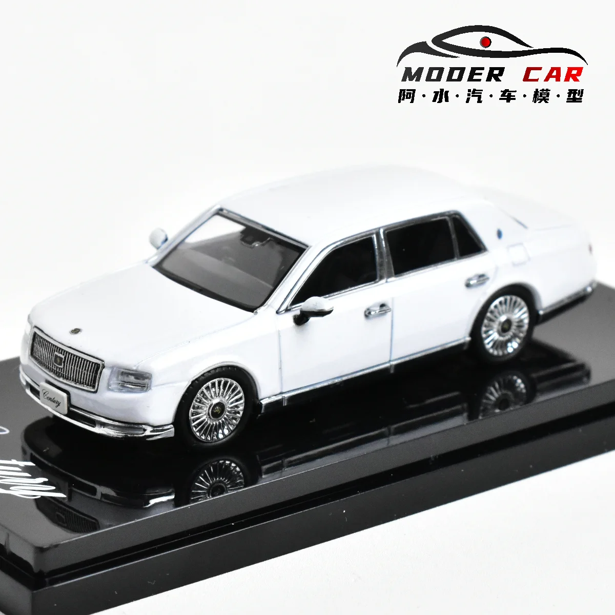 Hobby Japan 1:64 Century 3 generation UWG60 Diecast Model Car