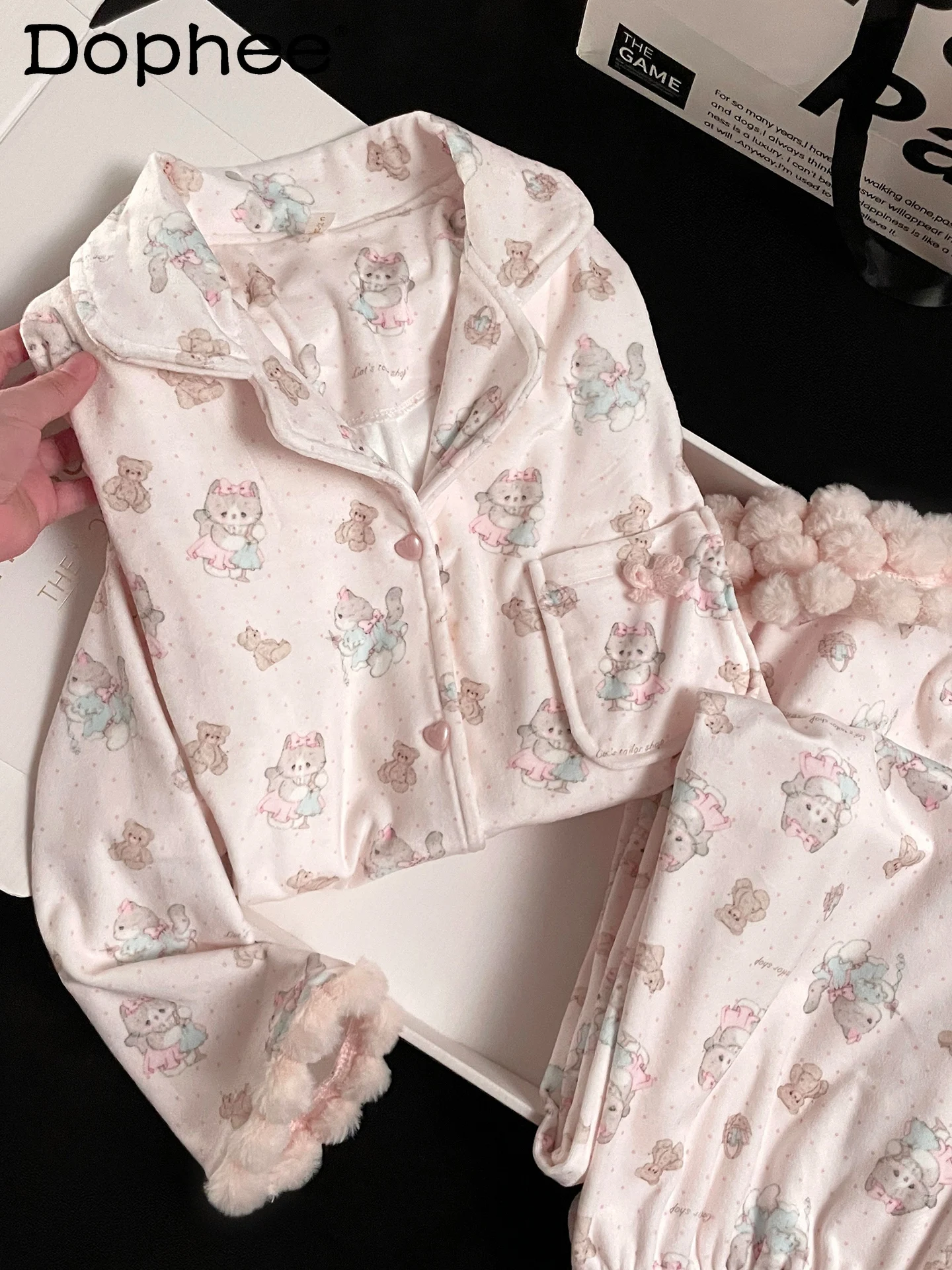 pijamas-de-manga-larga-originales-de-estilo-japones-para-chica-dulce-conjunto-de-ropa-de-casa-portatil-con-forro-polar-fino-de-invierno-y-dibujos-animados-calidos