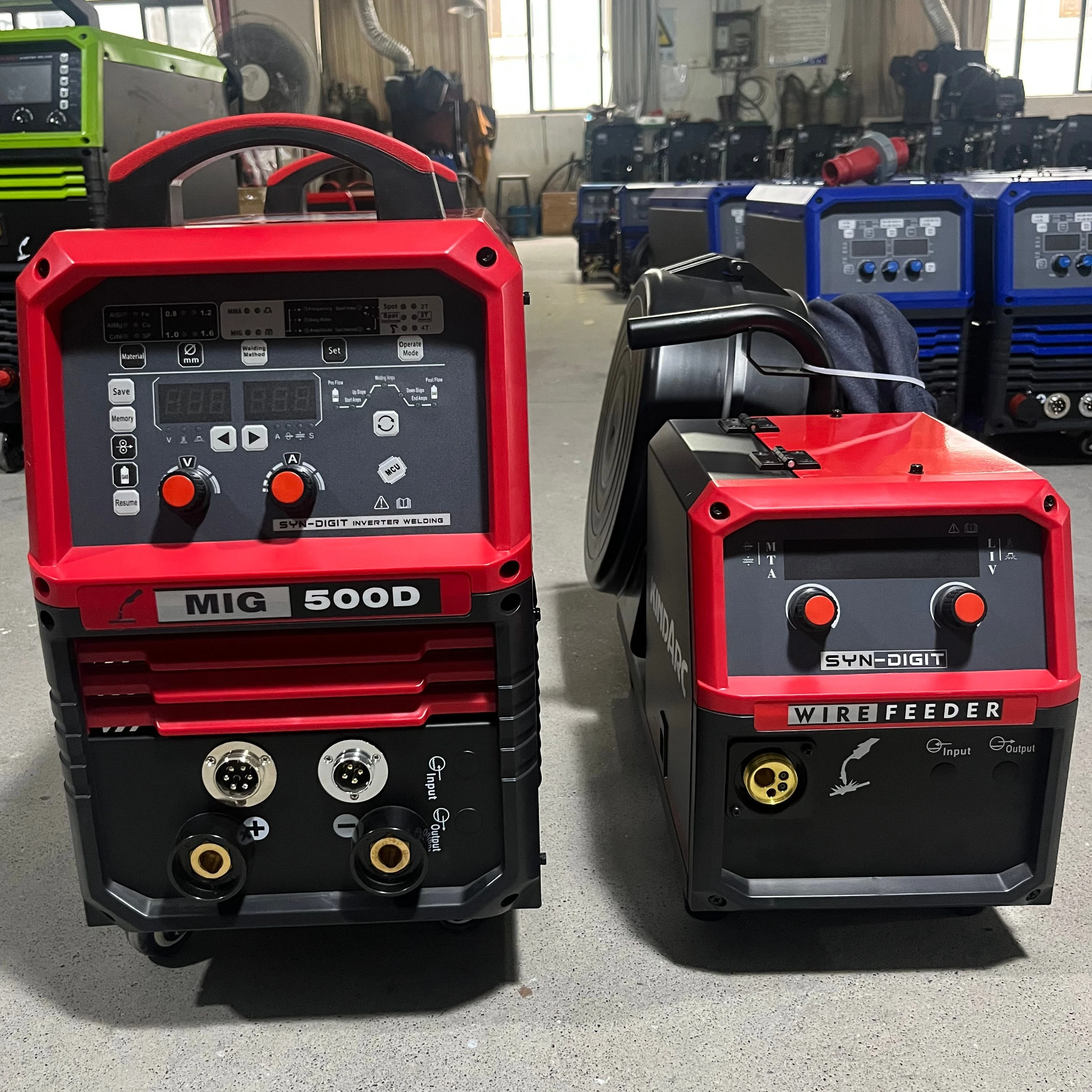 

Kindarc 500 ампер 380 В 3PH 50 Гц сварочный аппарат MIG/MAG/MMA для алюминия, стали, железа, двойной импульсный сварочный аппарат MIG MIG500D