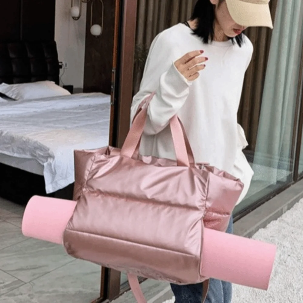 

Fashion Solid Color Travel Tote Bag Nylon Soft Shoulder Gym Sports Bag Zipper Large Capacity Yoga Mat Bag Men