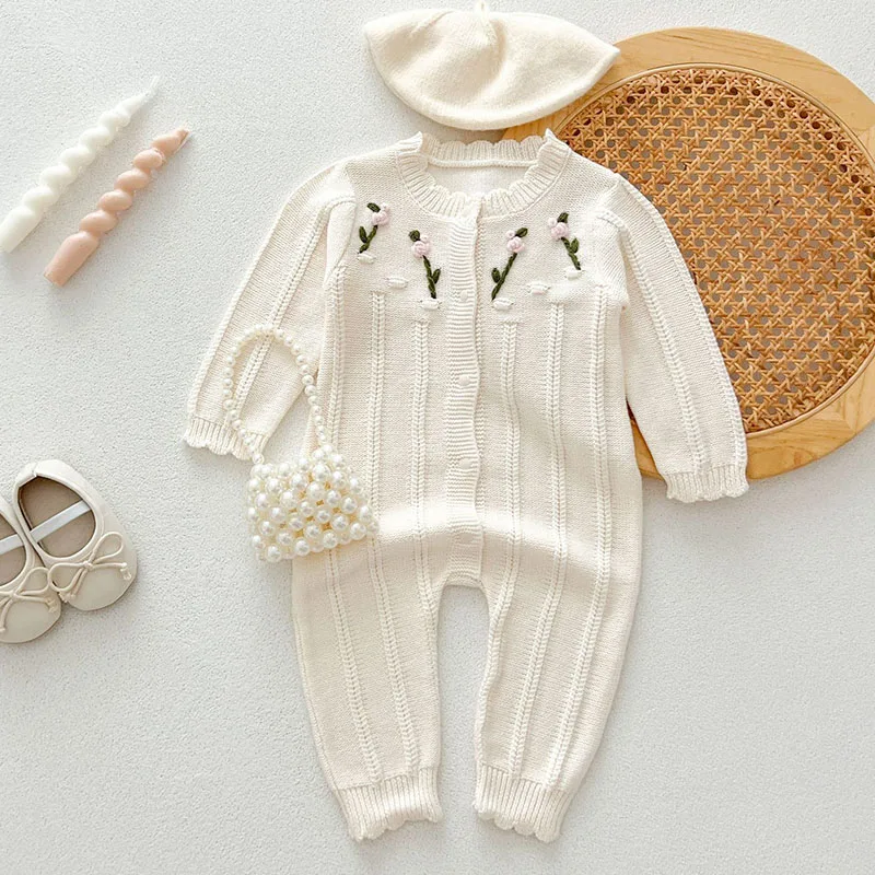 2024 New Autumn Baby Girl Knitted Clothing Toddler Baby Girl Knitted Romper Long Sleeved Flower Embroidery Infant Baby Jumpsuit