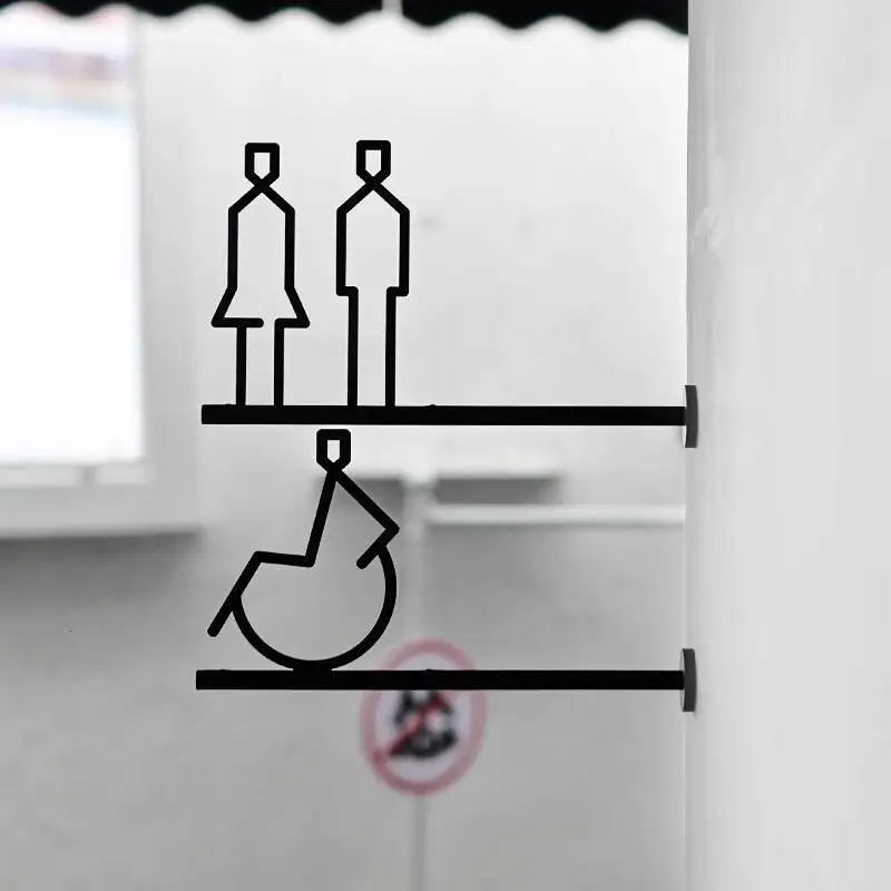 Segnaletica creativa per bagno unisex Indicatore 3D Segnaletica per porta in metallo da appendere lateralmente per WC pubblico