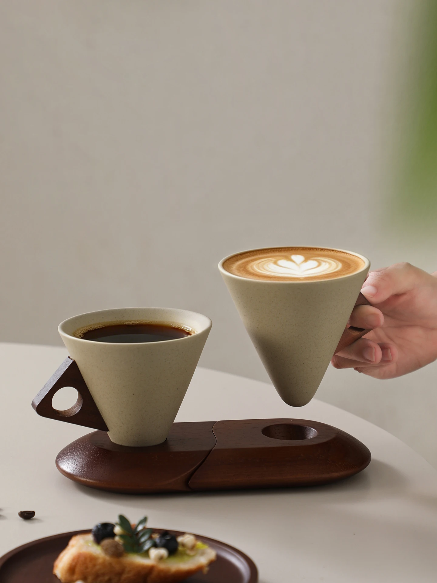 retro-style-ceramic-coffee-cup-with-wood-handle-hand-poured-coffee-cup-and-saucer-set-for-couples-high-aesthetic-value-for-ho