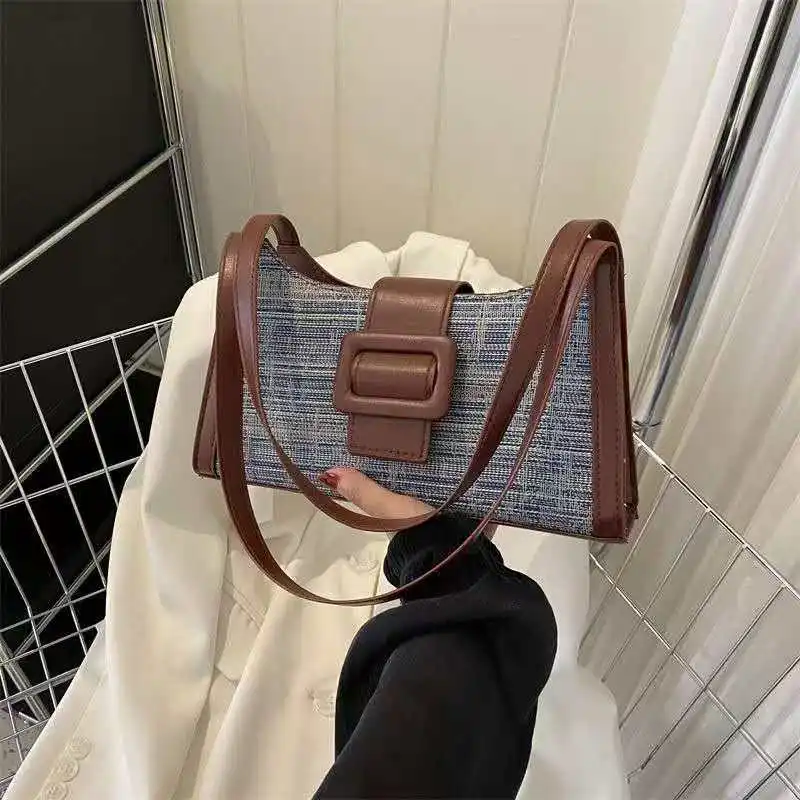 

2026 Fashionable retro small crossbody bag stylish and versatile suitable for outdoor shopping single-shoulder commuting bag