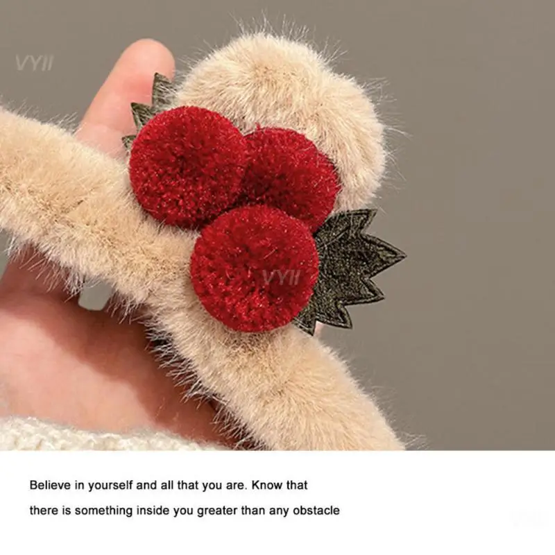 Faux Fur Hair Clip Charming Durable Hairpin Exquisite Winter Hair Accessories Warm And Fashionable Wear Resistance Plush Claw