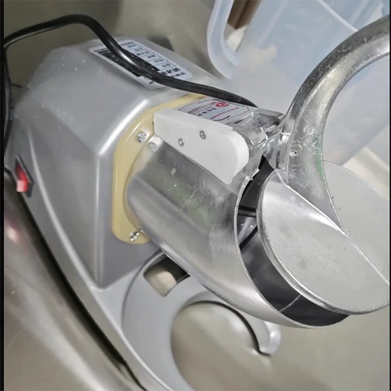 Professional Electric Ice Shaver Machine Large Capacity High-  efficiency Snowflake Shaved Ice Maker for Bubble Tea Shop