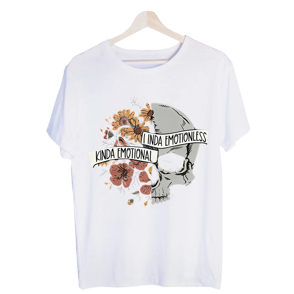 Men's Skull and Floral Graphic Tee, Short Sleeve Crew Neck T-Shirt for Casual Streetwear and Daily Wear
