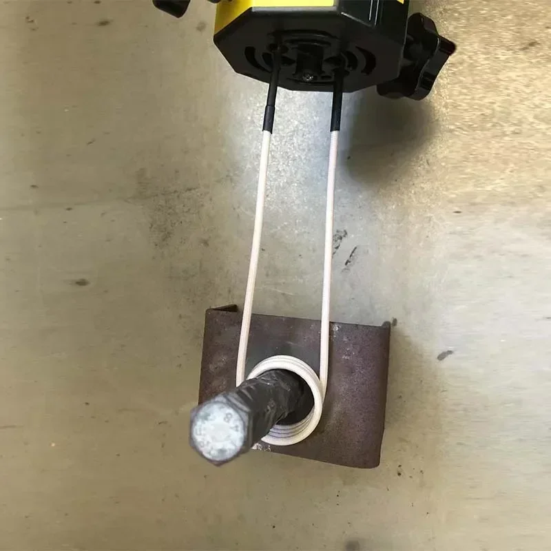 الجملة يده سخان حثي صغير صدئ المسمار أداة إزالة الصواميل المحمولة مغو صغير #4