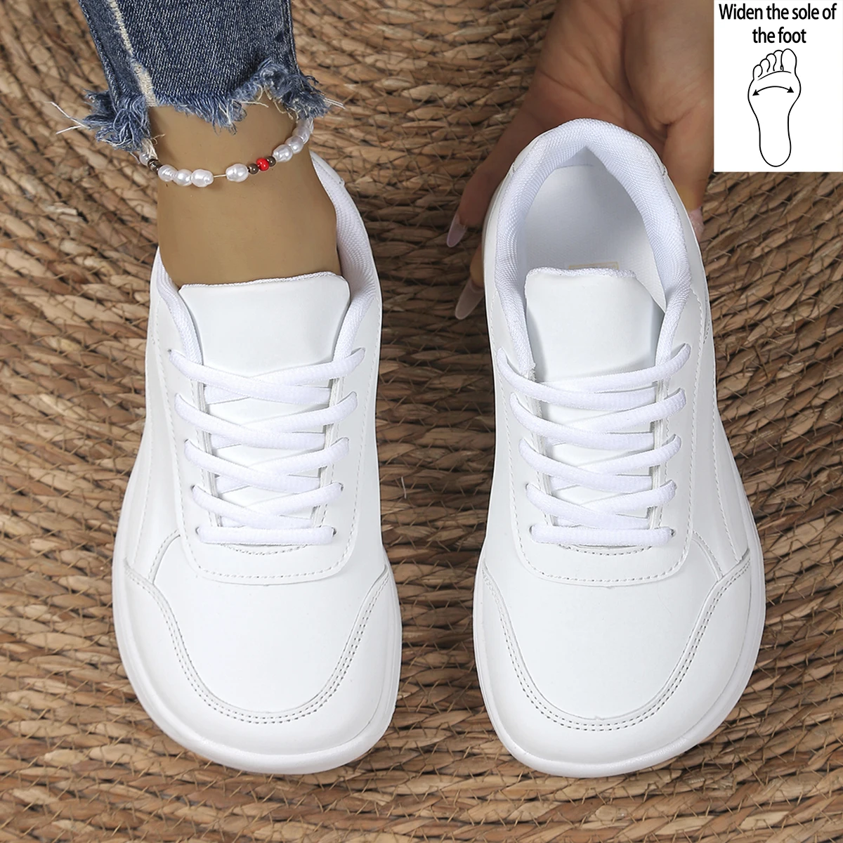 Ladies' Fat Wide Last Outdoor Sports Shoes Leather Surface Splicing Metal Decorative Strip Front Strap Suitable for Sports