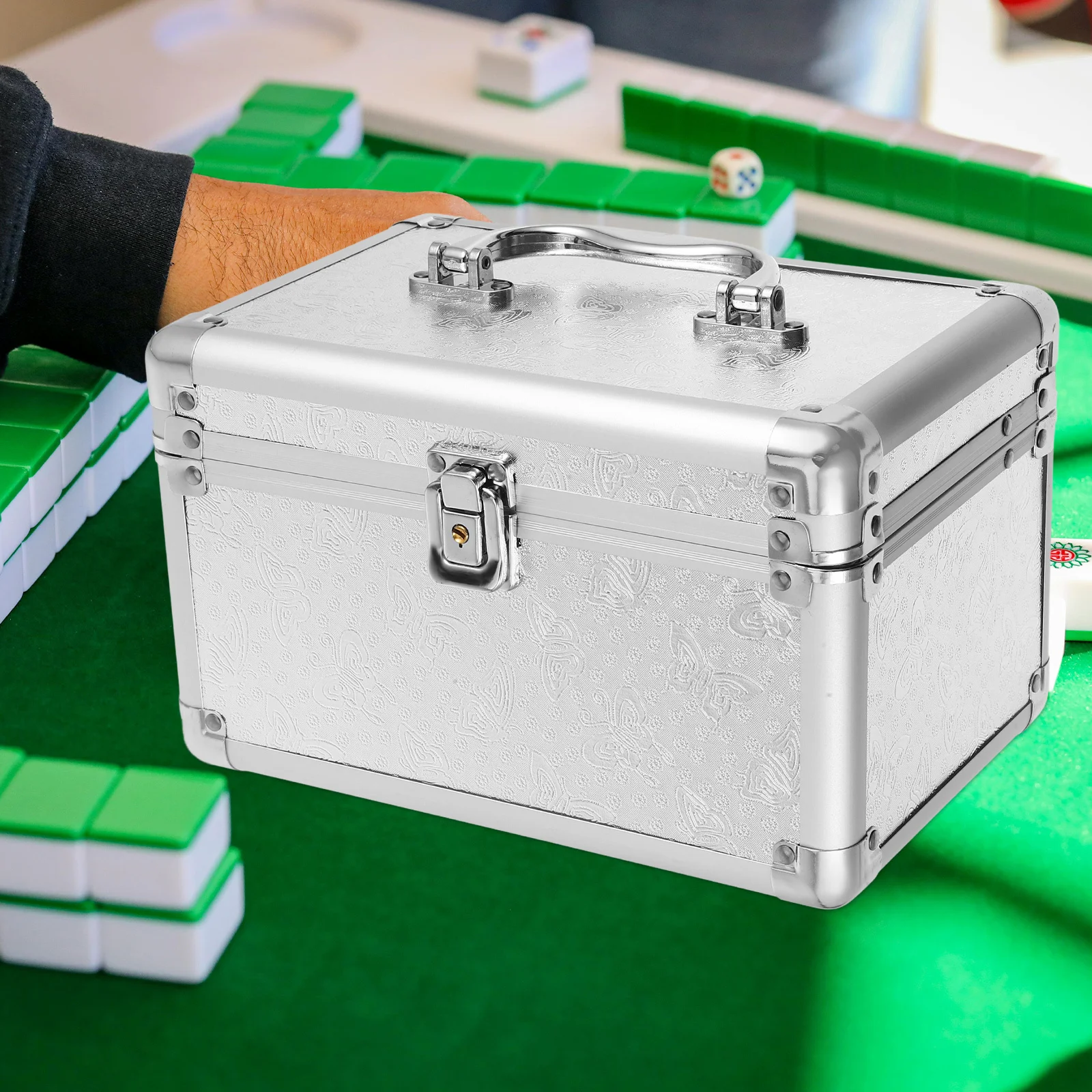 กล่องเก็บไพ่นกกระจอกอลูมิเนียมอัลลอยด์ความจุขนาดใหญ่แบบพกพาอุปกรณ์จัดระเบียบในครัวเรือนอเนกประสงค์เคสที่ทนทาน