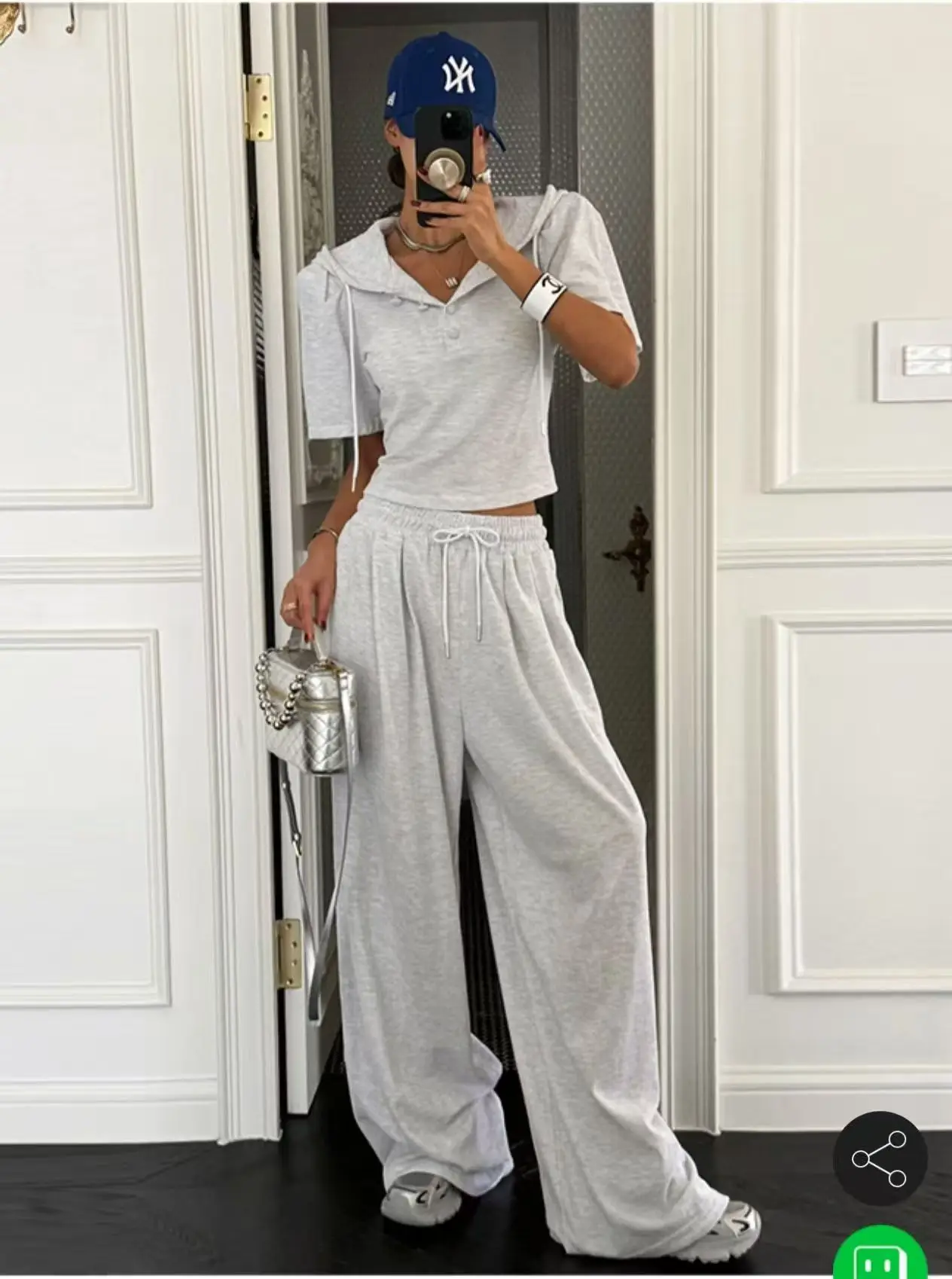 

Women's Sporty Casual Pants Set Short Hooded Top High Waist Wide Leg Long Pants Two Piece Set Fashionable Summer Outfit