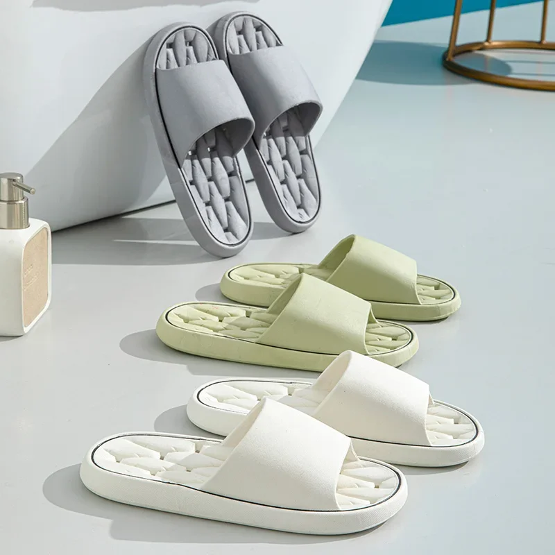 PVC Bathroom Shower Leak Water Holes Slippers Indoor Home Casual Women and Men Couple Flip Flop Flat Soft Slides Shoes